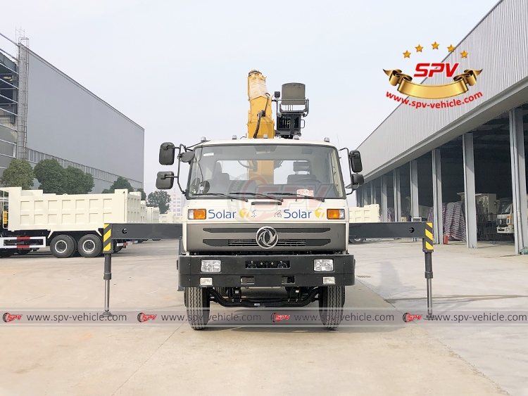 8 Tons Telescopic Crane Truck Dongfeng - W1 8 Tons Telescopic Crane Truck Dongfeng - W1